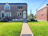 1042 Hopkins Avenue